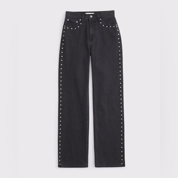 Abercrombie and Fitch
High Rise 90s Relaxed Jean 
Black Studded - Picture 1 of 4